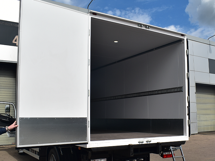 Изотермический фургон DongFeng C120N